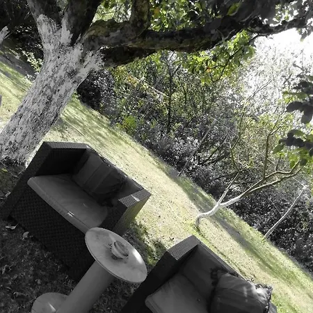 Escapade Champetre Bed & Breakfast *